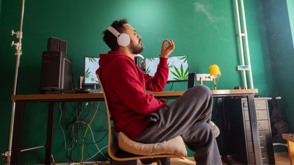 Kratom vs. Kender: Megértjük az alapvető különbségeket